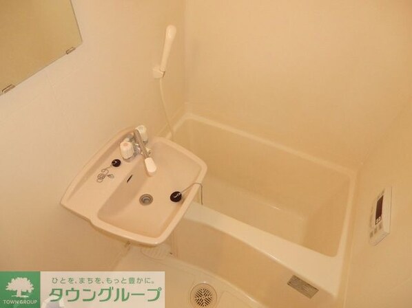 ラグジュアリーガーデン東松戸の物件内観写真